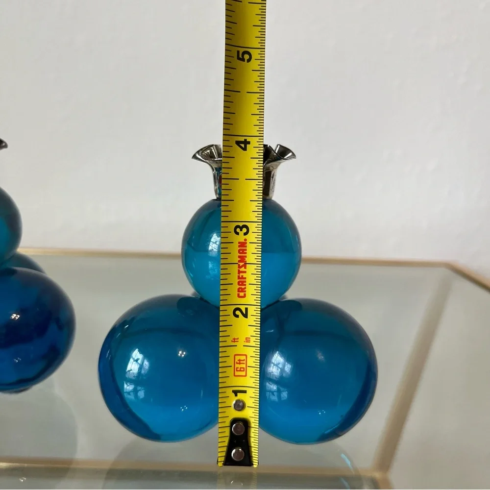 Pair of Retro Vintage Blue Lucite Grape Candle Holders - Picture 12 of 15